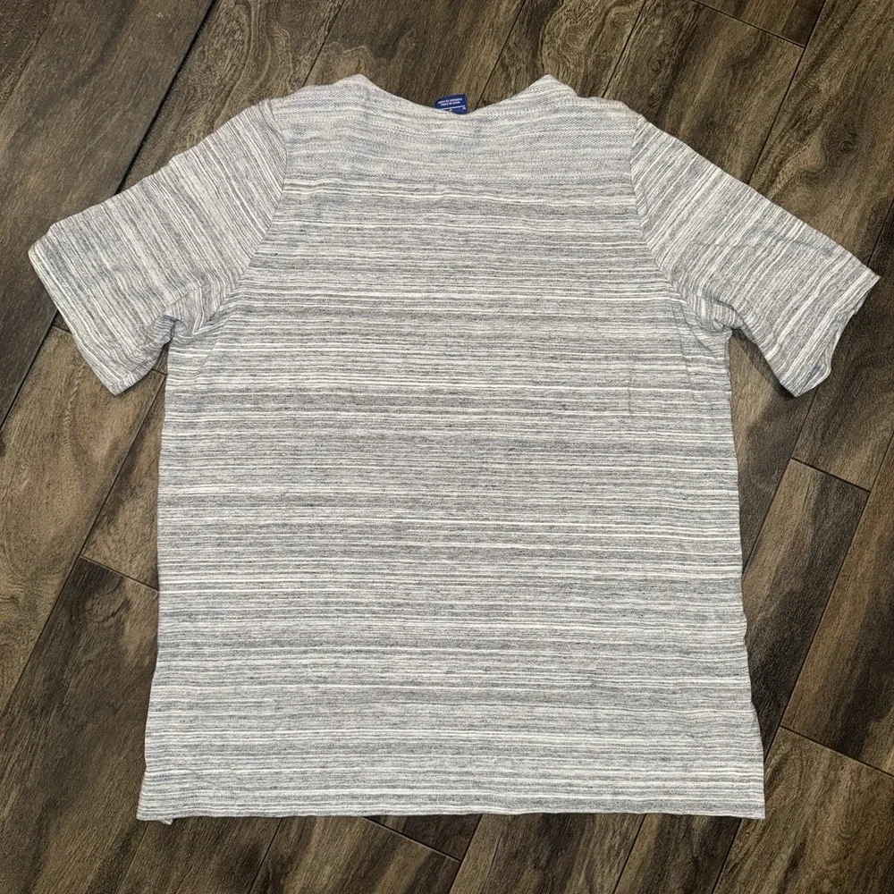 Nike Sportswear Advance 15 Women's V-Neck Short Sleeve Top Grey Heathered Size M